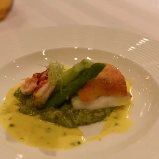 お魚料理です。