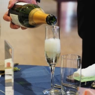 飲み物は飲み放題2種類から選べます