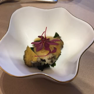アミューズ