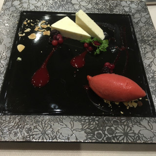ブラッドオレンジアイス、チーズケーキ