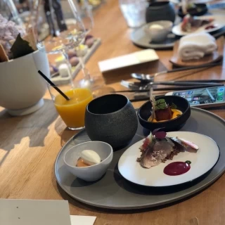お料理の配膳イメージ