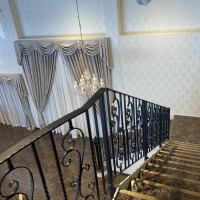 王道な階段からの入場ができる。