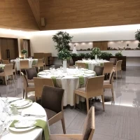 ナチュラルな雰囲気の会場