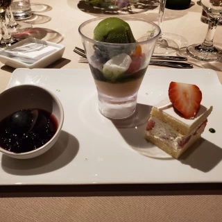デザート盛り合わせ