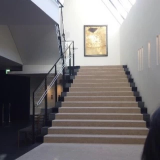 チャペル横の階段