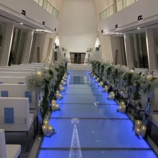 ライトアップされた会場