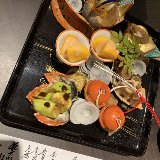 試食した料理です。
盛り付けも見ていてとても楽しかったです