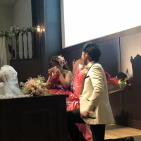 新婦が感動して泣いていたところもより感動しました。