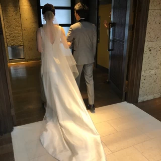 ドレスのバックスタイルもお気に入りです