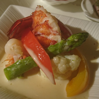 試食のオマール海老です。食材にもこだわりがみられます。