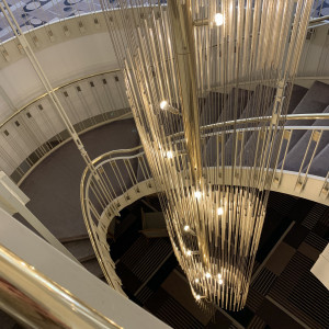 螺旋階段|549902さんのロイヤルオークホテル スパ&ガーデンズ（ウエディング取扱終了）の写真(914095)