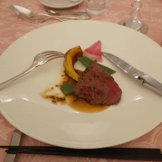 料理のランクを上げて牛肉にしました。