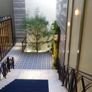 披露宴会場横階段