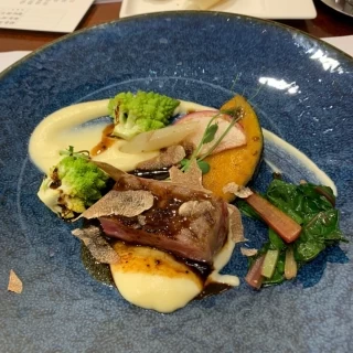 試食会なのにちょっぴりではなく、もはやコース料理