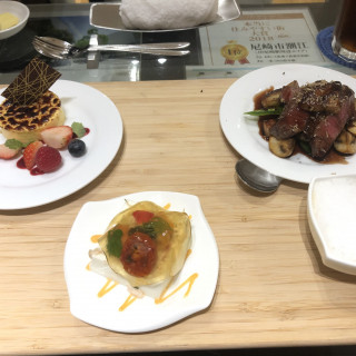 試食