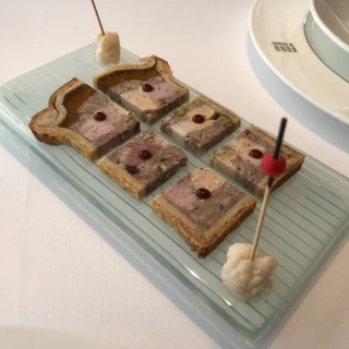 トランテアンのランチを試食しました
前菜