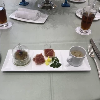 一つ一つの食べ物に味の深みがあり、満足感溢れる料理