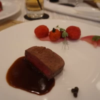 お肉