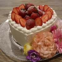 披露宴終了後に新郎新婦が食べたケーキ