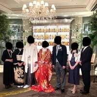 披露宴で各テーブル毎に記念撮影を行いました