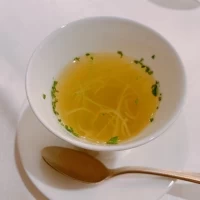 3スープ（はまぐりのサフランスープ）