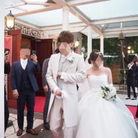 ガーデンにてフラワーシャワー