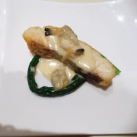 お魚とホワイトソースが合って美味しいです