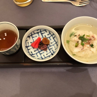 〆の鯛茶漬け