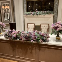 お花の色味が可愛かったです。