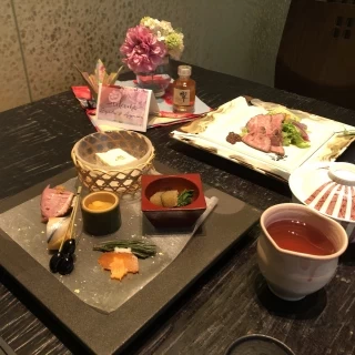 盛り付けも綺麗で、とても美味しいです。