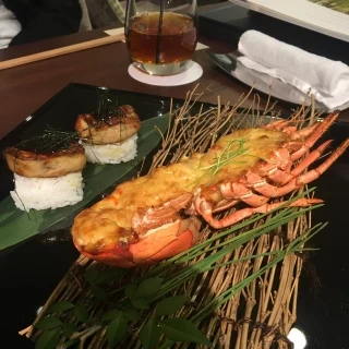 オマール海老は美味しい