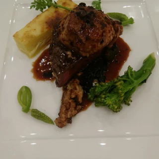 メインのお肉は柔らかかったです。