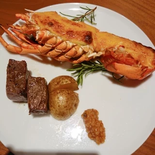 試食