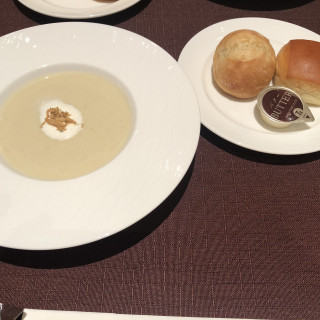 試食  スープとパン