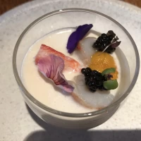 初回の見学で試食したお料理