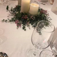 ゲストテーブル装花
キャンドルとの組み合わせが素敵でした