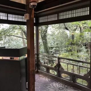 大きな窓から見る景色は最高
