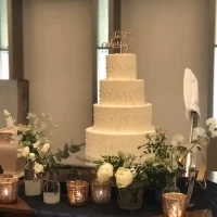 ウェディングケーキ