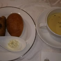 スープがとても温かく、冷えた体に染み渡りました。