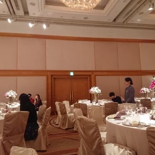 鳳翔は天上が高く高級感がありました
