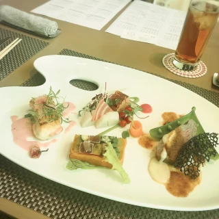 試食