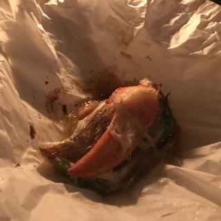 アフターディナーの魚です。上にはエビがのっています。