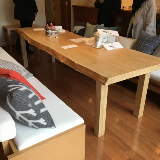 湯川ガーデンテラスのホワイエ。