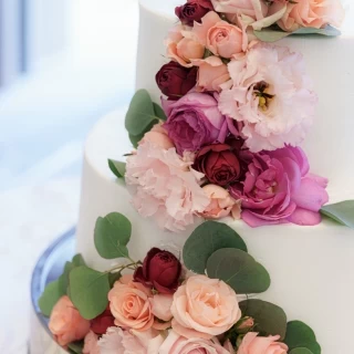 ウエディングケーキ装花
