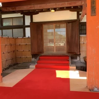 神前式会場に向かう際の扉