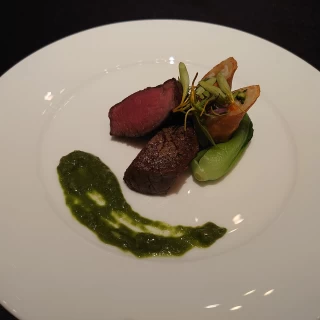 お肉料理