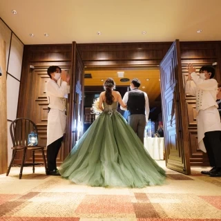 披露宴会場入場シーン