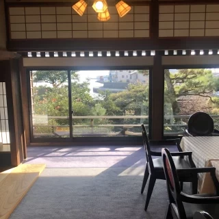 待合室の2階です