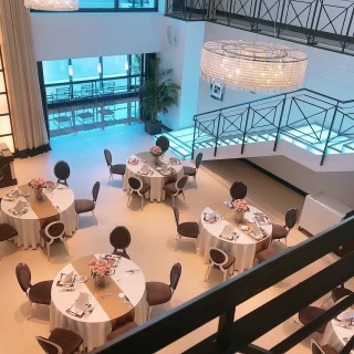 NYスタイルの披露宴会場2Fから