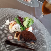 試食